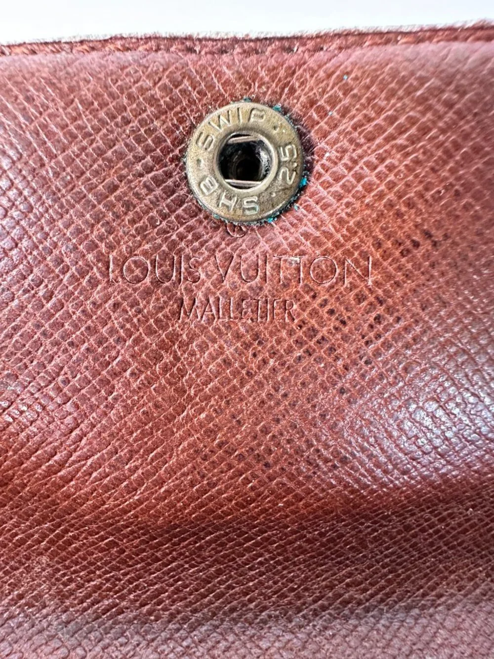 Louis Vuitton Malletier Wallet Brown Leather LV Monogram